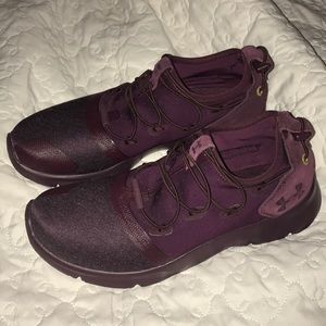 Women's UnderArmour shoe